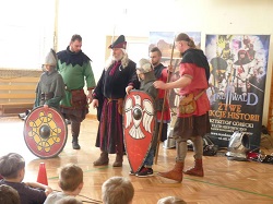 Żywa lekcja historii.