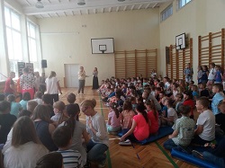 „Czwartaki Prezentują”